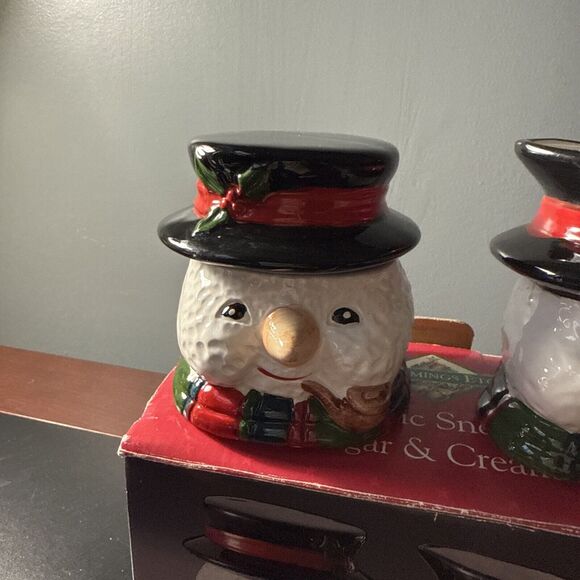 Vintage Ceramic Christmas Snowman Sugar and Creamer Set Trimmings Etc - Picture 3 of 7